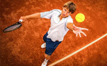 【 网球技巧 】教你在网球场上读懂对手的发球