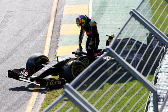 【 2015F1 】格罗斯让遭遇引擎故障 路特斯首站全军覆没