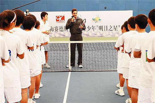 【 网球技术 】网球运动步法分析和训练